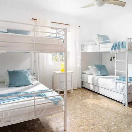 With Pool, Bbq, Games & Fireplace Nerja