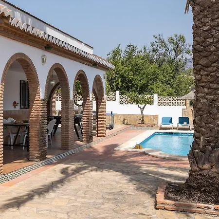 With Pool, Bbq, Games & Fireplace * Nerja